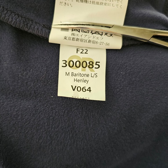 OUTDOOR RESEARCH NWT Baritone Naval Blue L/S ActiveTemp Button Henley Sz M - Picture 12 of 16